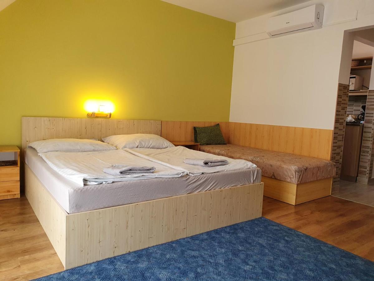 Laguna Apartmanhaz Hévíz Екстериор снимка