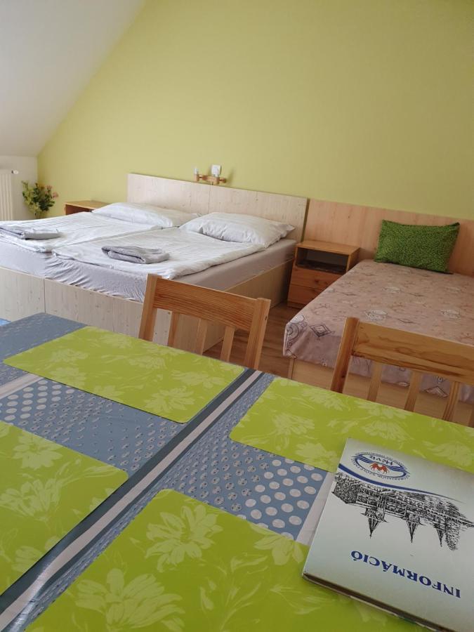 Laguna Apartmanhaz Hévíz Екстериор снимка