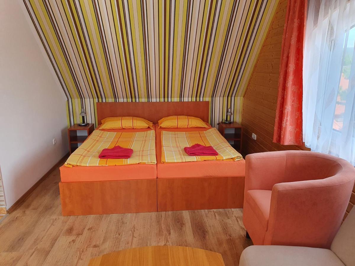 Laguna Apartmanhaz Hévíz Екстериор снимка