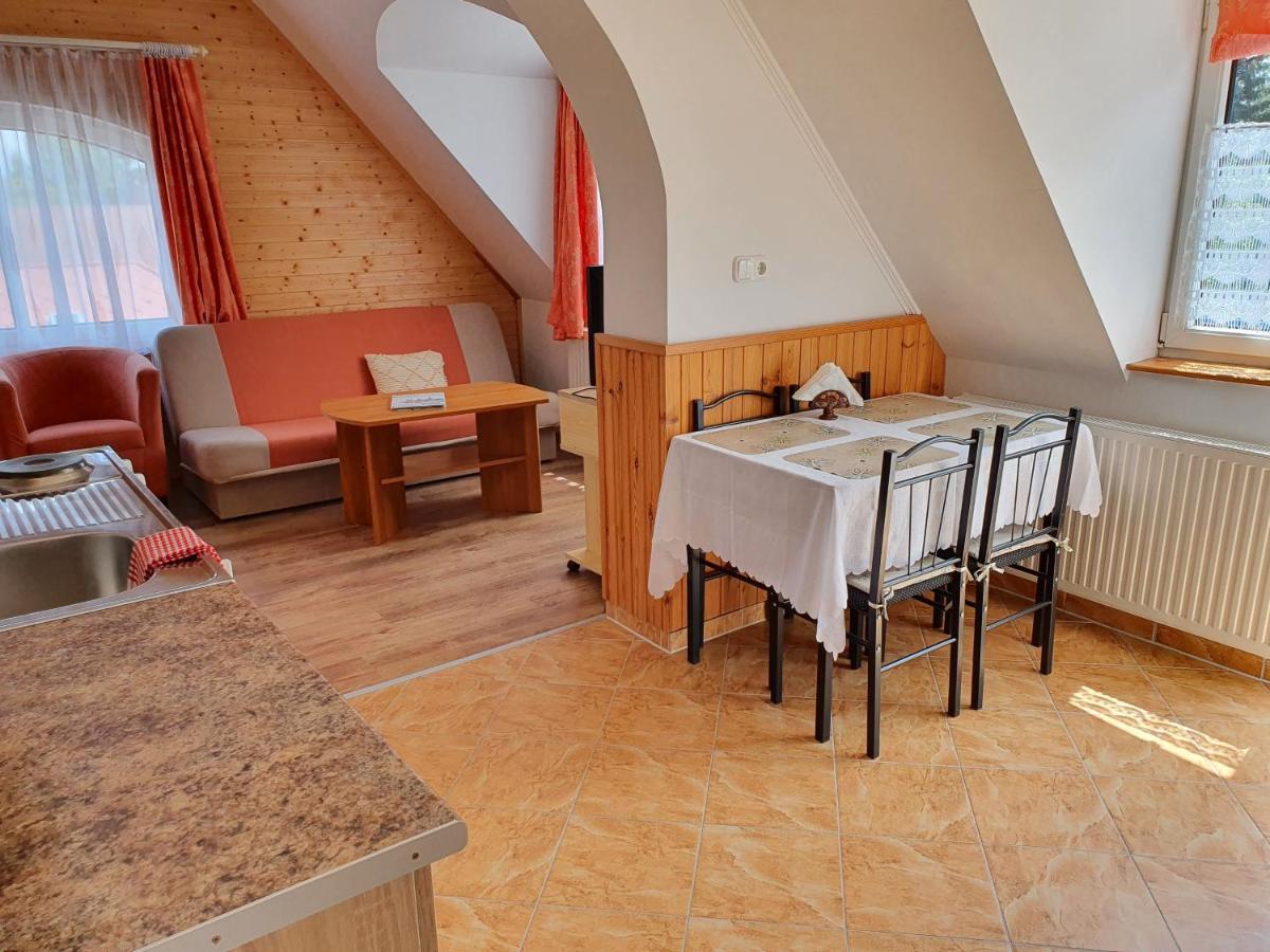 Laguna Apartmanhaz Hévíz Екстериор снимка